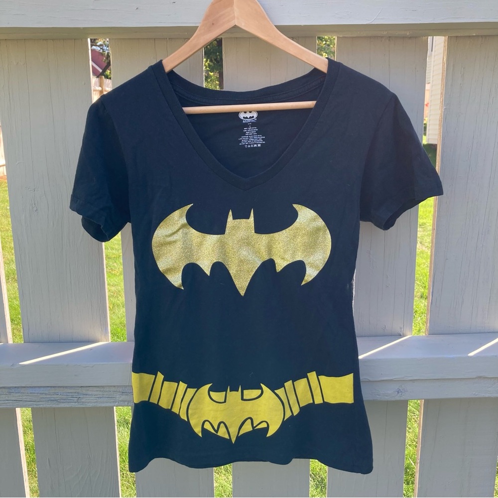 Batman shirt with purple cape